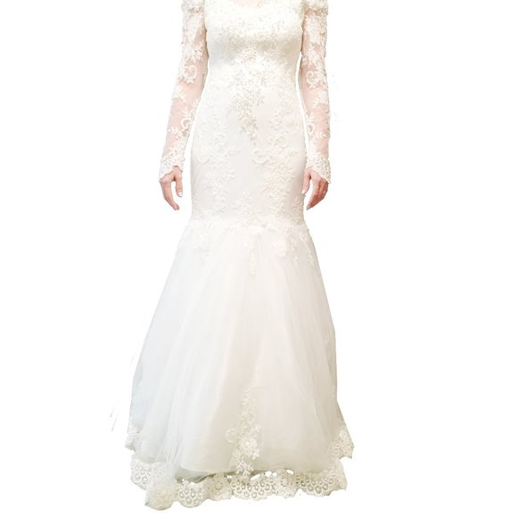 Handmade White Wedding Dress Fitted With Lace At T